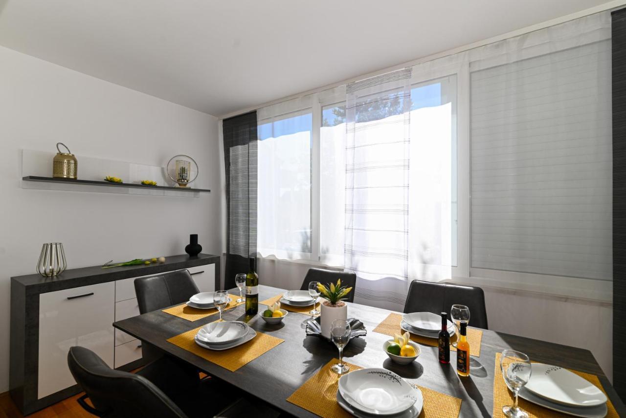 Apartmani Cesarica Трогир Экстерьер фото