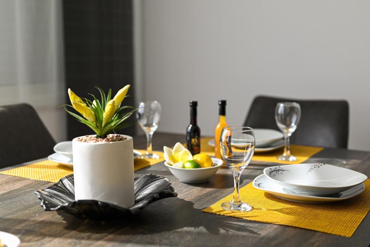 Apartmani Cesarica Трогир Экстерьер фото